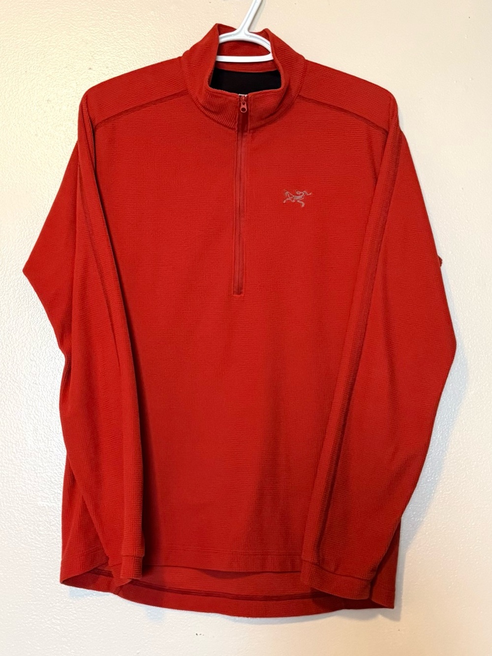 Arc’teryx Men's Red Quarter-Zip Pullover